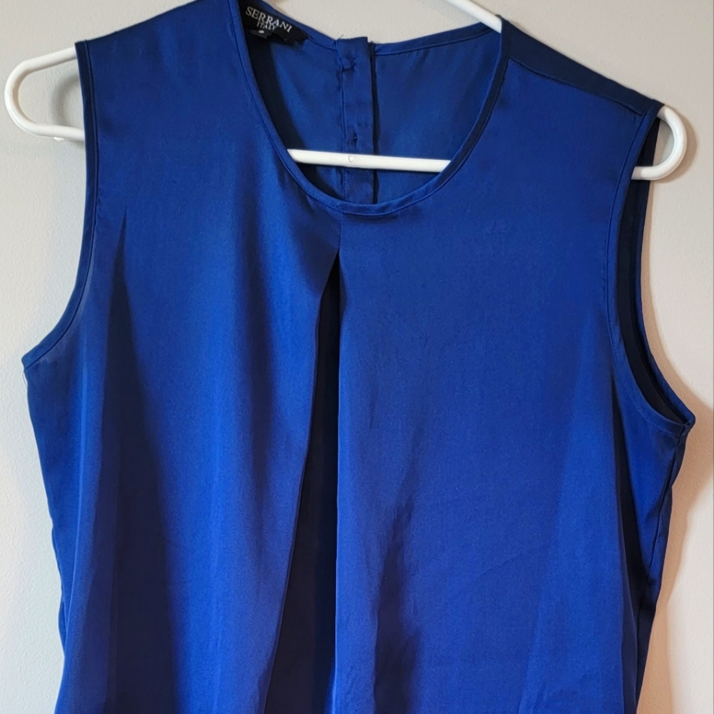 Seranni Italy shell. Size 6. Blue.